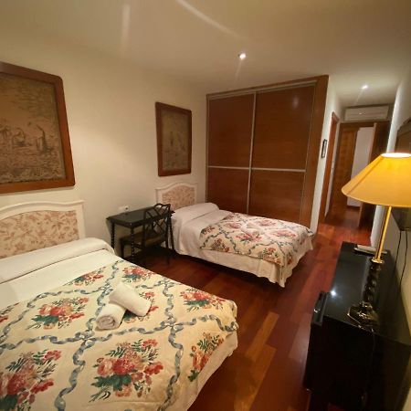 Ch Hostal Victoria Cuenca  Exterior photo