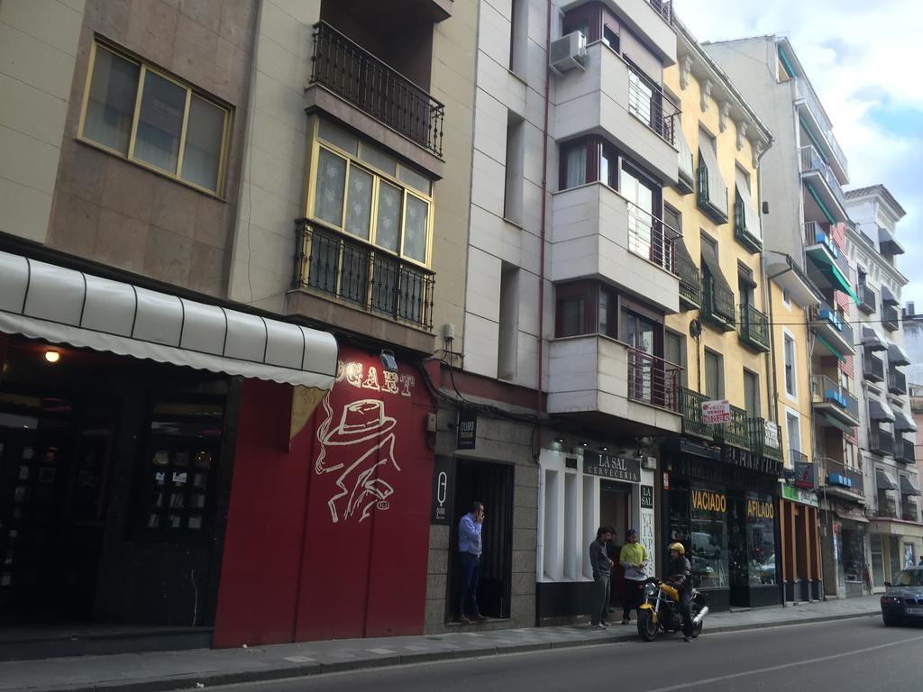Ch Hostal Victoria Cuenca  Exterior photo