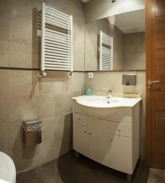 Ch Hostal Victoria Cuenca  Exterior photo